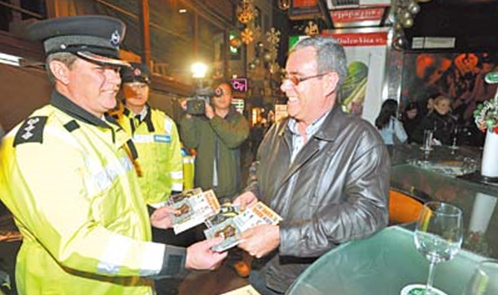 Hong Kong Police Force - Blitz against drink driving during ...