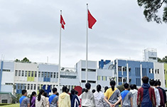 少年警訊領袖參與中式升旗儀式活動