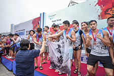 青峰龍龍舟隊於「第1️1屆韓國釜山國際龍舟錦標賽」獲得「混合組金牌」