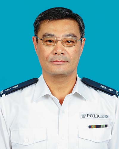 Peter Kong Sum Bacon Deputy District Commander, Sau Mau Ping District, Mr Bacon has served in the Force for over 30 years. - a10