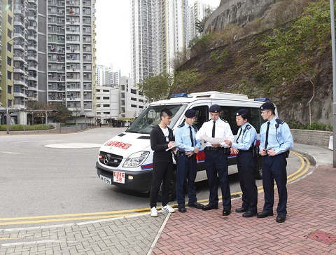 Photograph: Police officers of Emergency Unit on duty