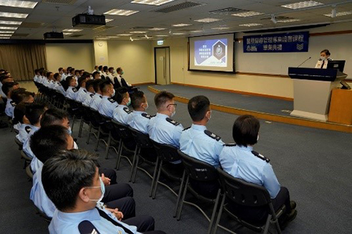 為初級警務人員提供發展訓練課程