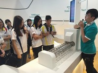 p12_photo_1s.jpg
