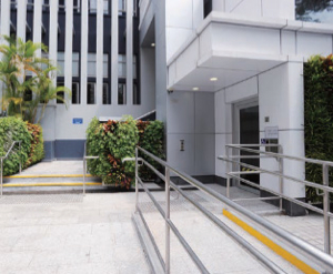 Barrier-free access at the entrance of Report Room of Wong Tai Sin Police Station.