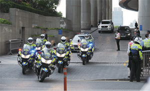 Force Escort Group escorts President Hu Jintao.