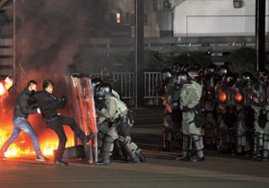 The Force and the Community Chest of Hong Kong jointly present the Hong Kong Police Night for the Chest 2012, comprising the Chief Executive's Night and the Commissioner of Police's Night. The event is staged to raise funds for the needy and to demonstrate the Force's sense of responsibility as well as commitment to engaging and serving the community.