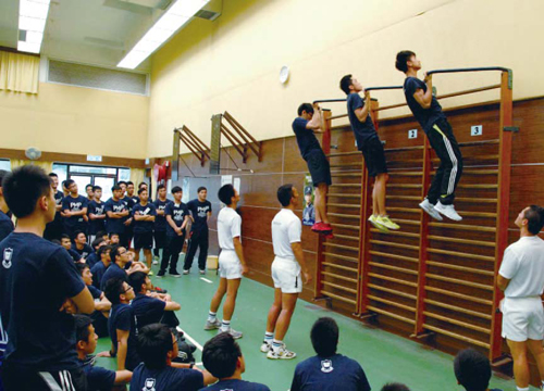 Mentees at the Police Mentorship Programme Summer Day
Camp try out physical tests.