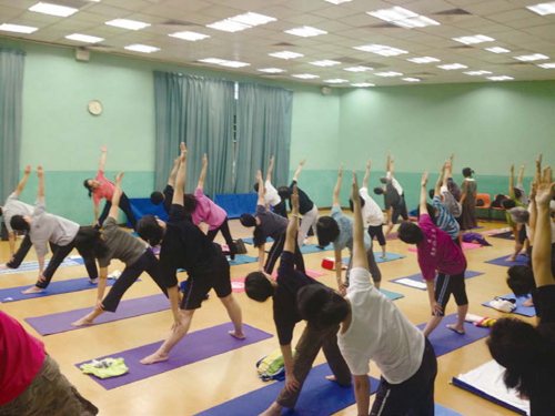 心理服務課為慶祝成立三十周年，推出「正向員工 正向機構」研討會和正念瑜伽。