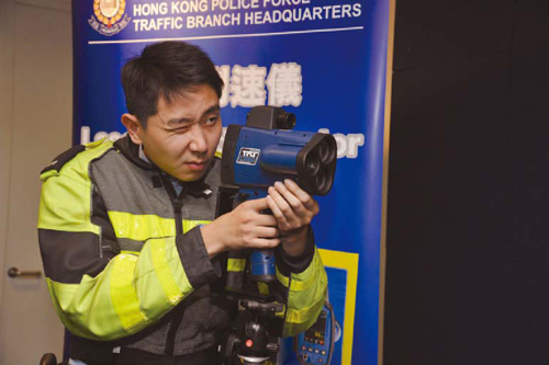 TruCam雷射測速儀能以短片格式拍攝超速車輛，為檢控超速罪行提供佐證。