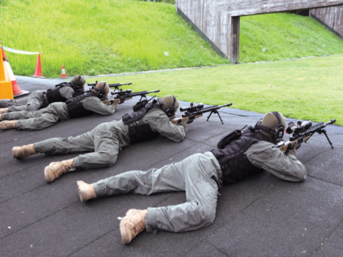 Formed in 1974, the SDU celebrated its 40th Anniversary this year. Popularly known as Flying Tiger Squad, the SDU is one of the most important counter-terrorism teams within the Force. The SDU is committed to maintaining the highest operational effectiveness as well as the highest level of professionalism to protect different sectors of the community.