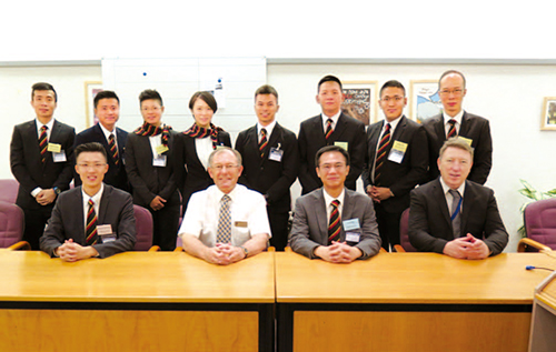 A Force delegation makes a study visit to the Devon and Cornwall Police in southwest England. The delegation takes a close look at the host's community policing, training and human resources management, and emergency response to major incidents.