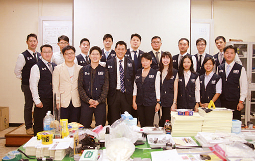 A delegation of District Investigation Team officers visits Korean National Police University. Members attend several presentations and meetings arranged by the Seoul Metropolitan Police Agency and share their experience of tackling cyber crime.