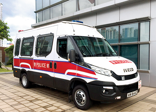Increasing numbers of Police vehicles run on ’clean diesel‘ and meet EURO VI environmental standards.