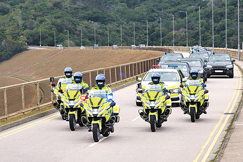 警隊護送組年內共動員89次，涉及2 952個工作日，執行護送工作。
