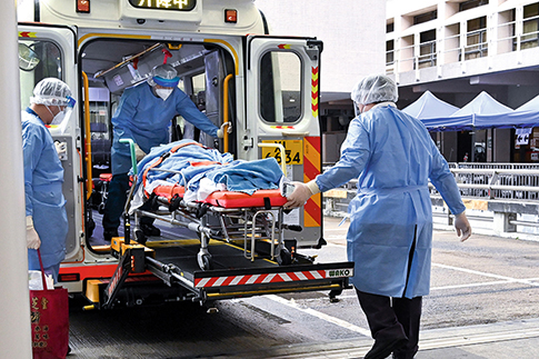 Volunteers form Police Medic Special Duty Team to help hospitals