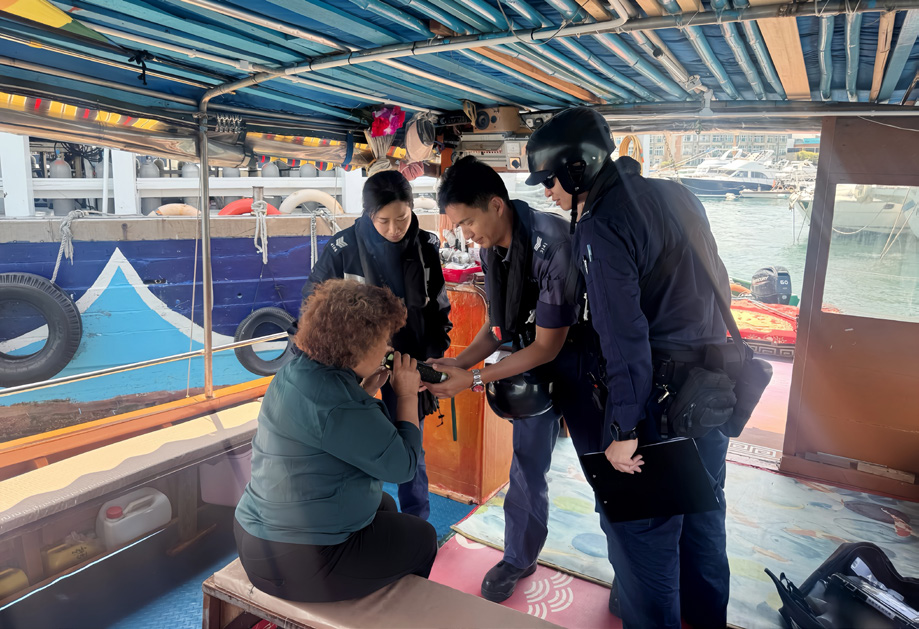Following the implementation of the Marine Safety (Alcohol and Drugs) Ordinance, officers from the Marine East Division carried out a screening breath test on a crew member aboard a local vessel.