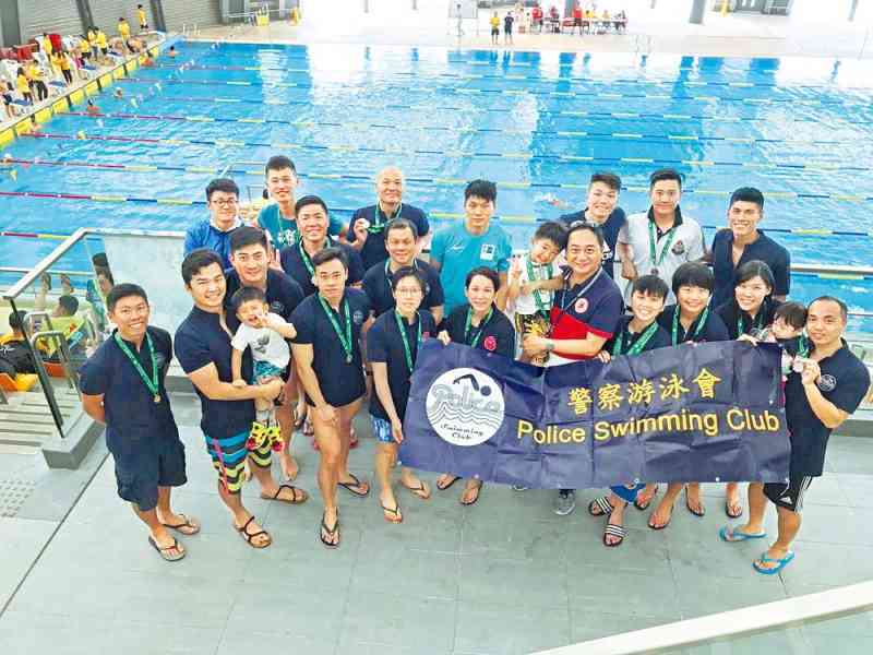 警队泳手在「长池先进游泳锦标赛」共夺得八金十四银十一铜的亮丽成绩。