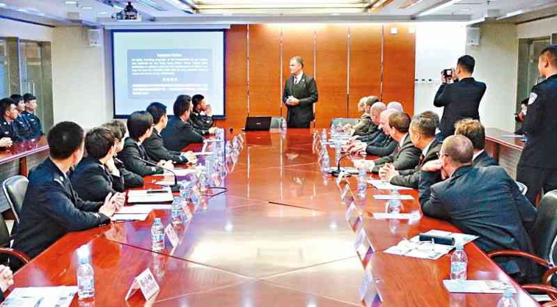 代表团到访中国人民公安大学。